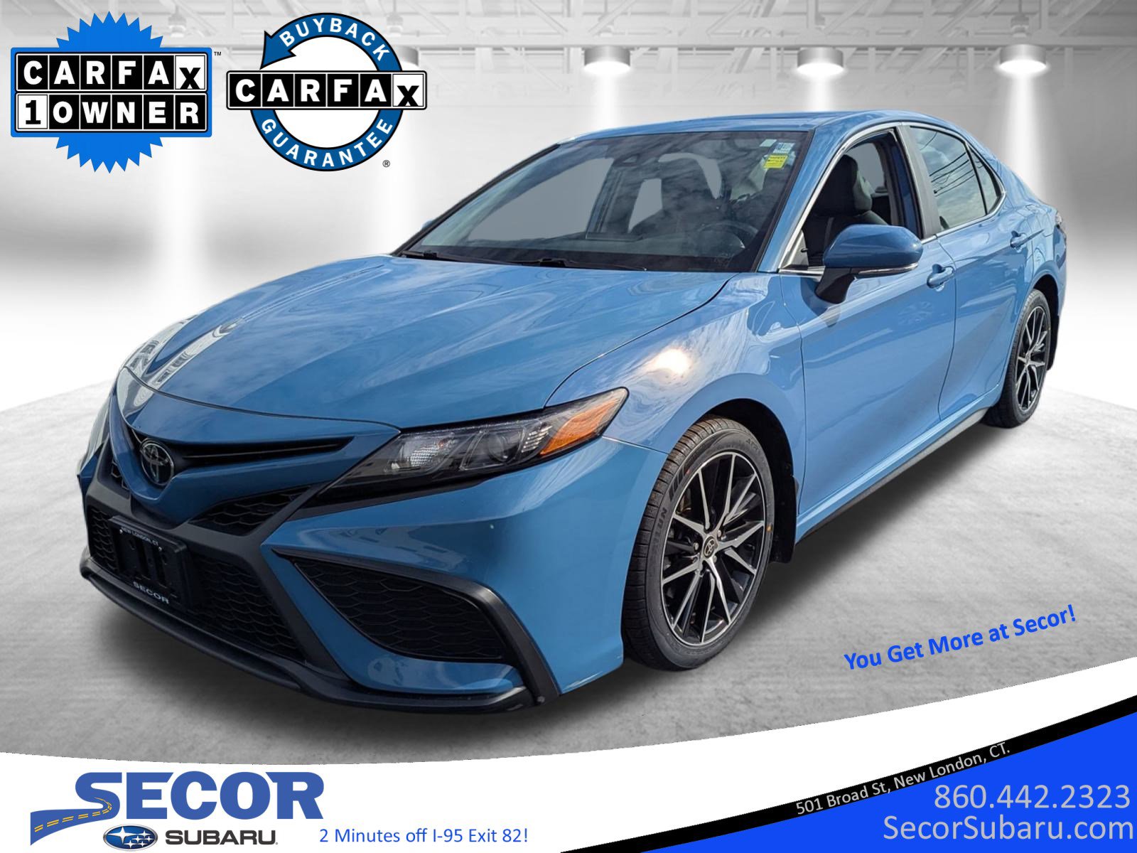 Used 2023 Toyota Camry SE image 1