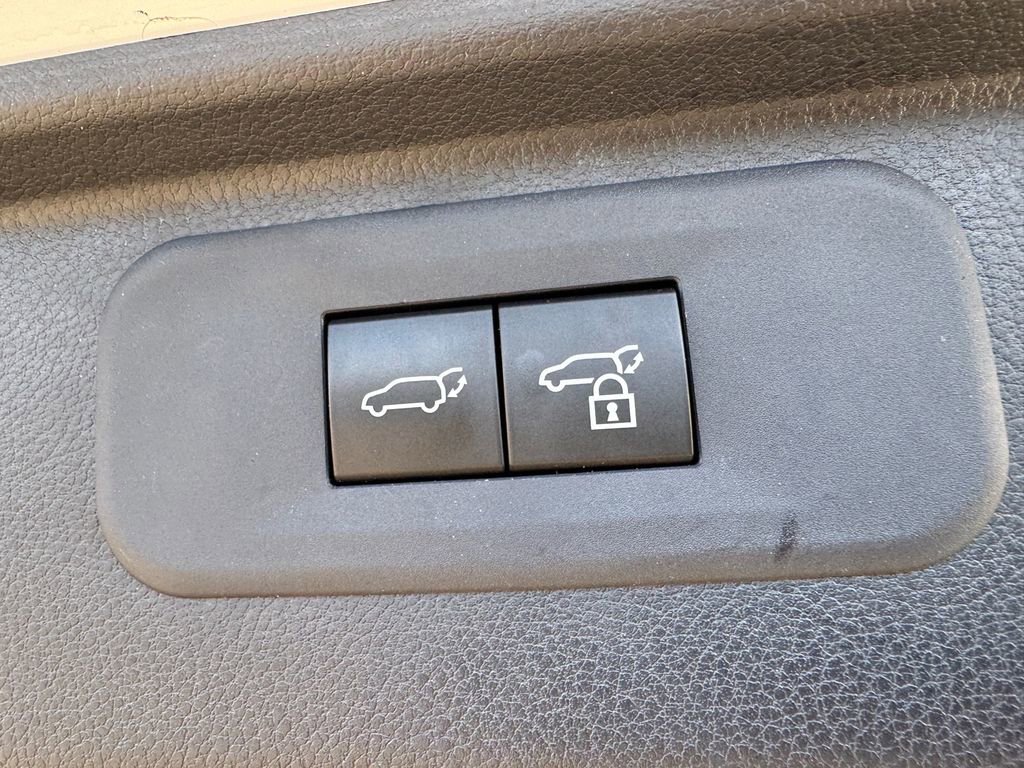 Used 2024 Toyota Grand Highlander XLE image 10