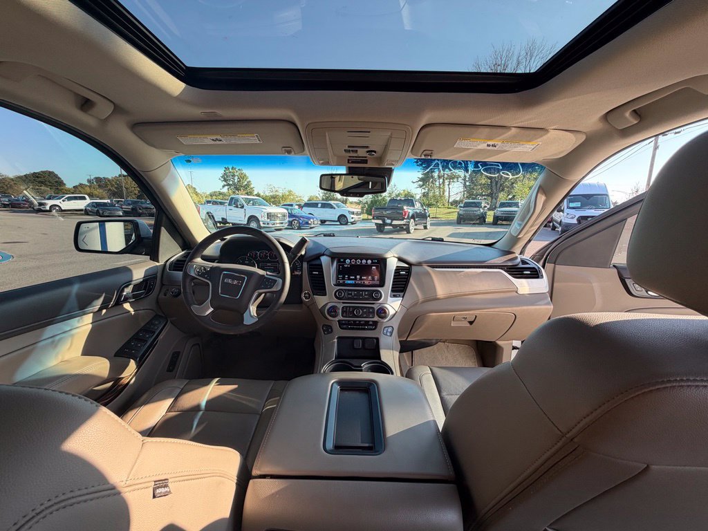 Used 2018 GMC Yukon XL SLT w/ Open Road Package AWD/4WD image 18