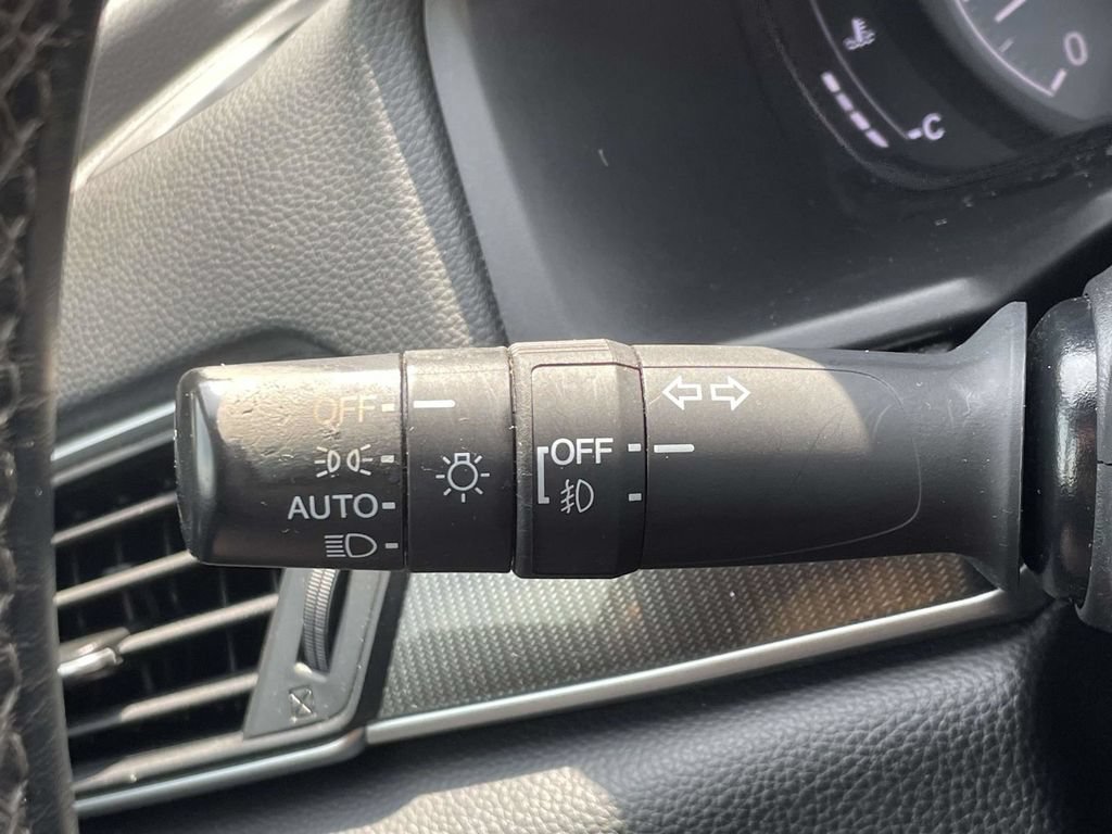 Used 2018 Honda Accord Sport image 33