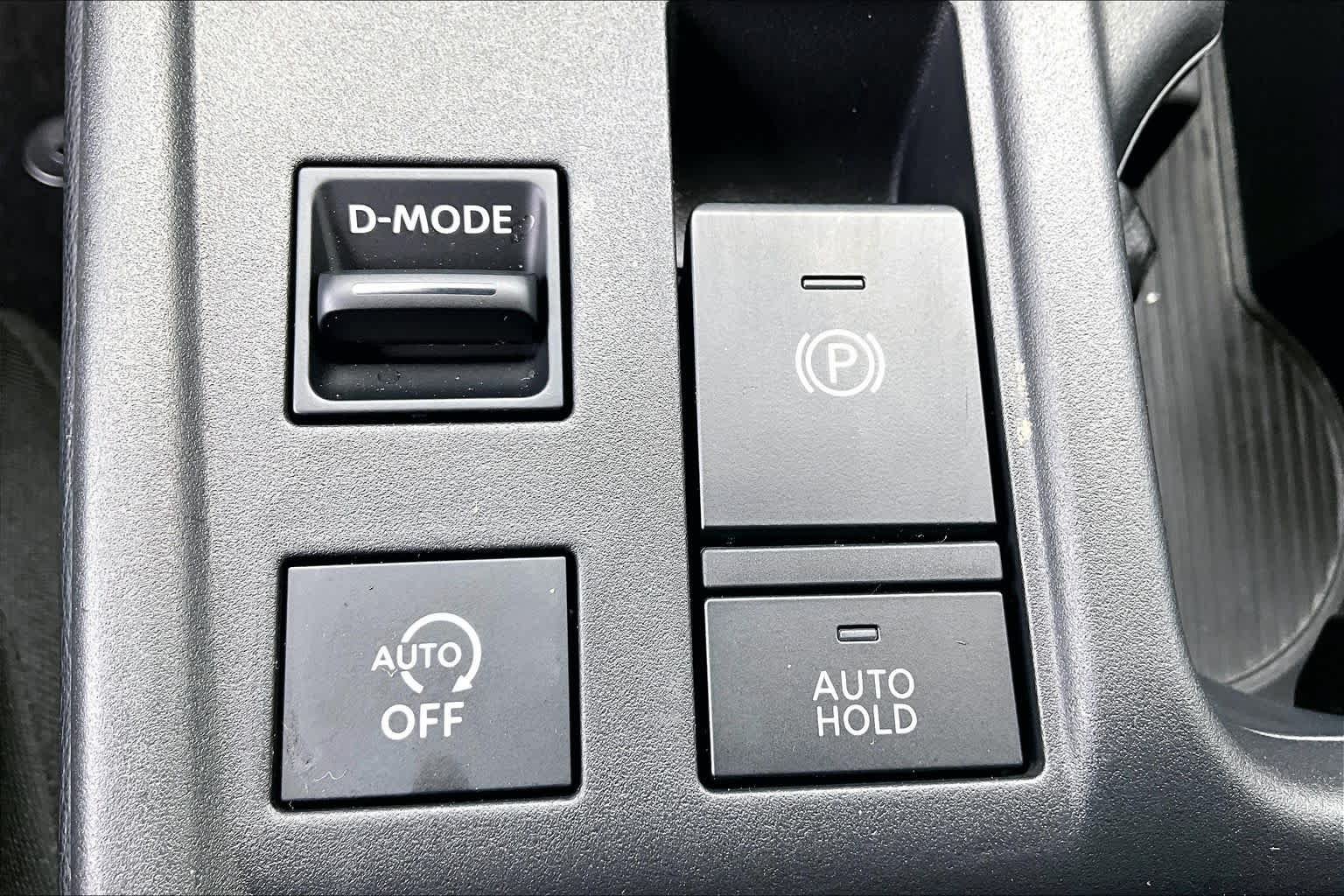 Certified 2026 Nissan Sentra SV w/ SV Convenience Package FWD image 34