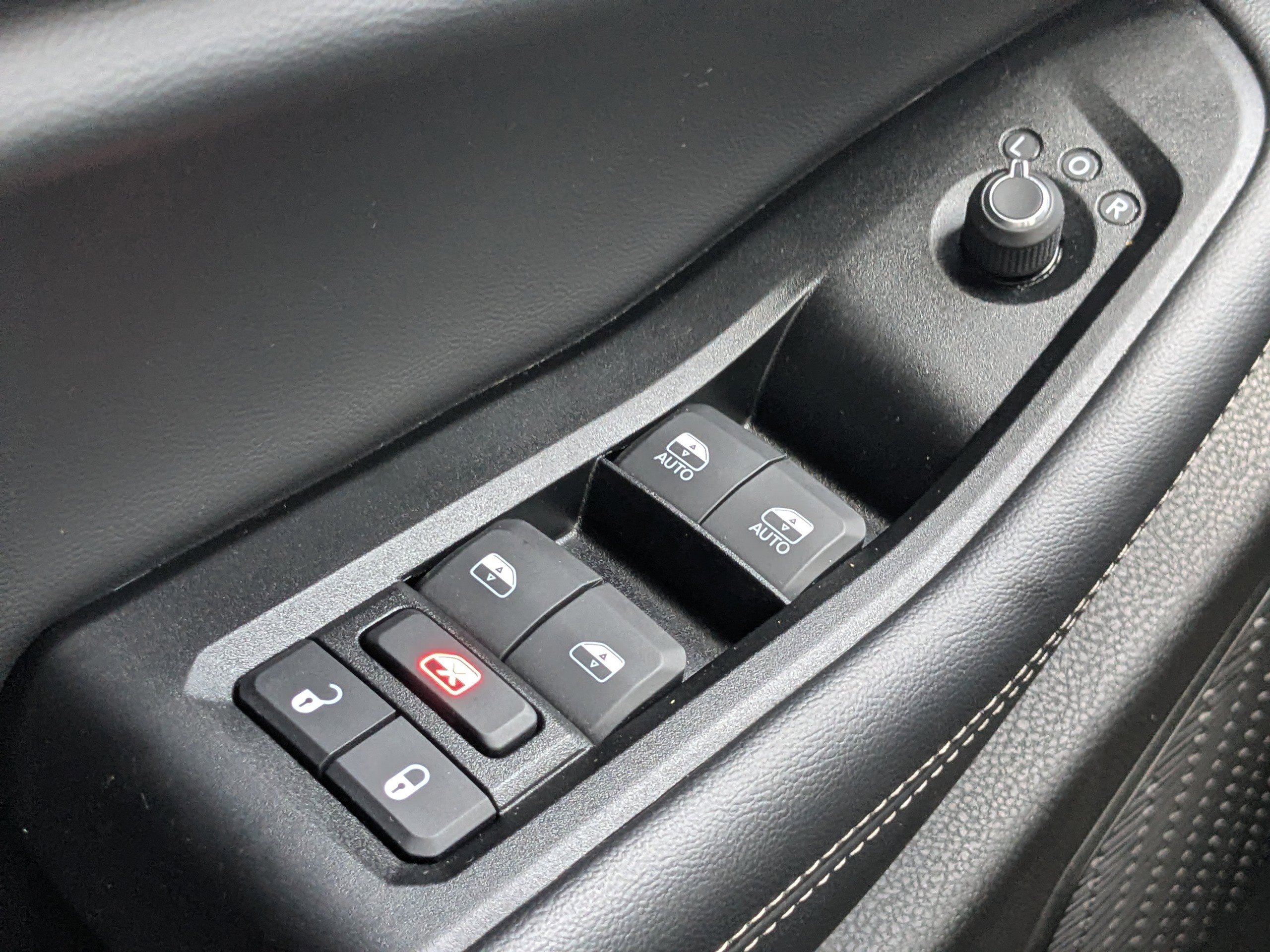 Certified 2025 Jeep Grand Cherokee L Laredo w/ Luxury Tech Group I image 21