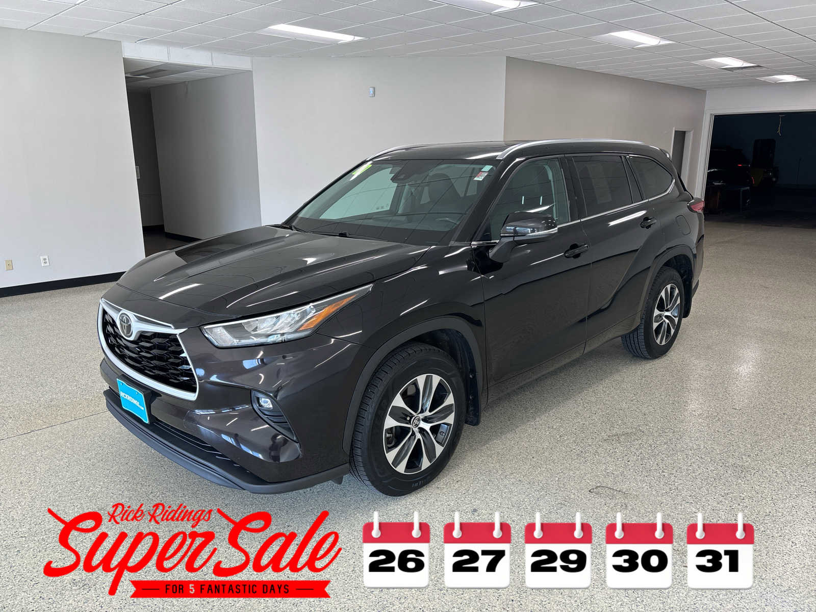 Used 2020 Toyota Highlander XLE