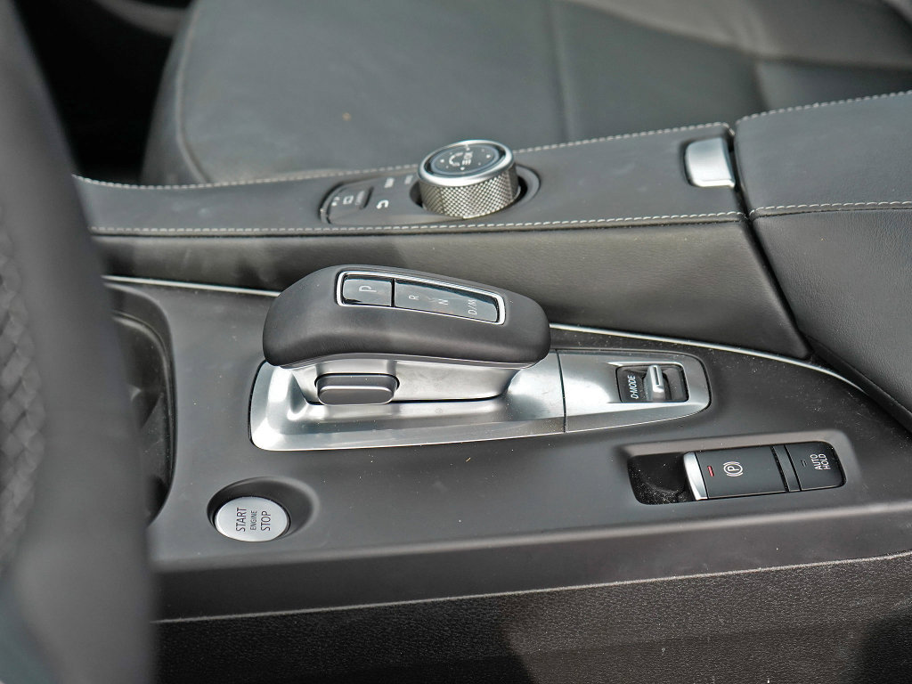 Used 2025 INFINITI QX55 Essential image 12