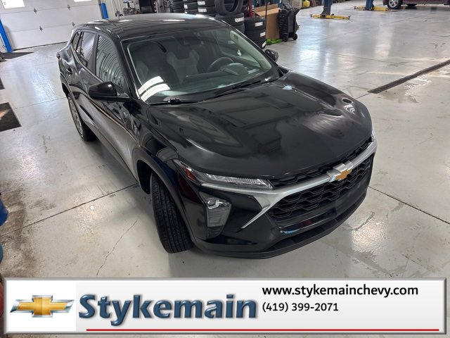 Used 2024 Chevrolet Trax LS w/ LS Convenience Package image 22