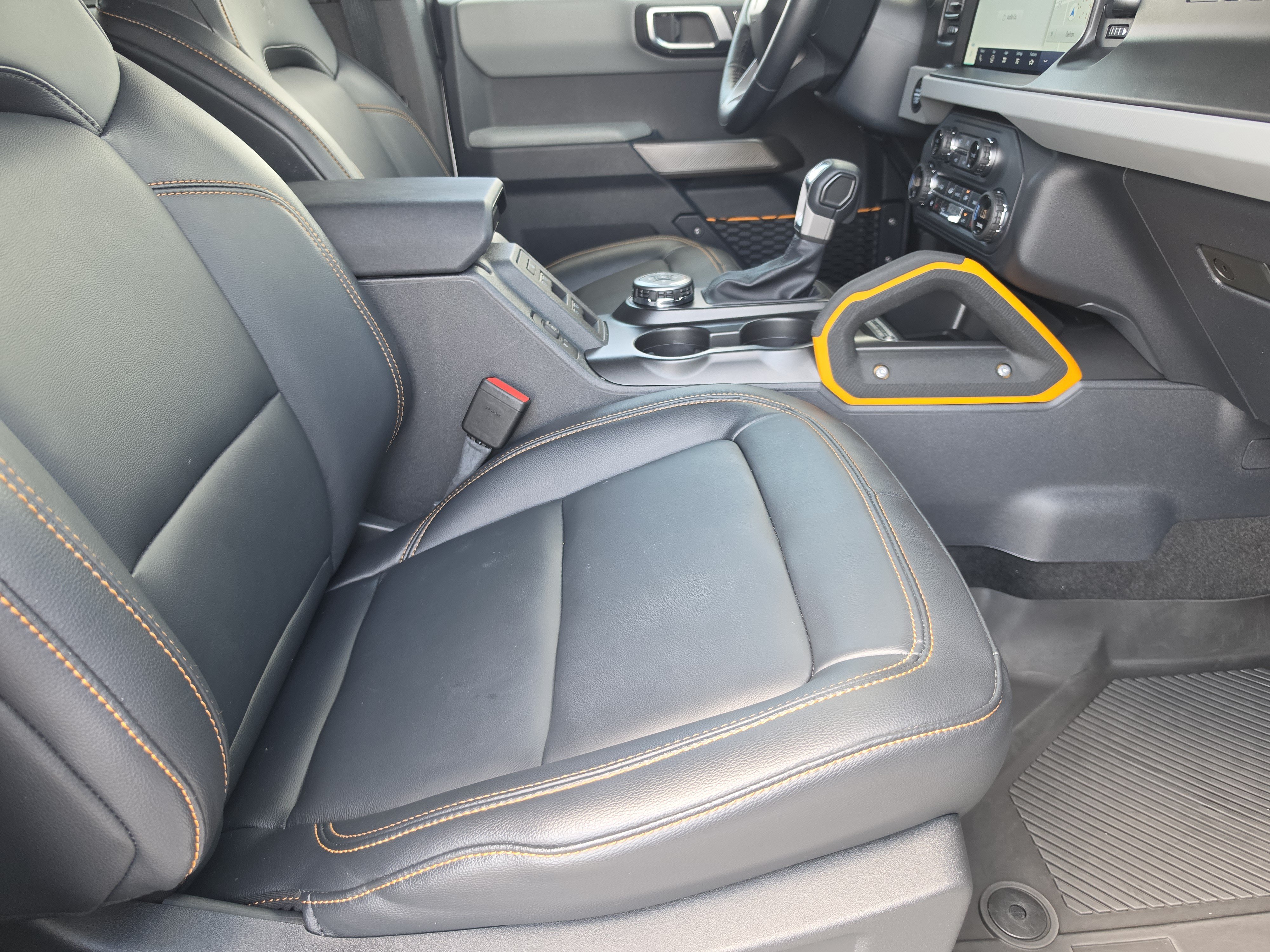 Used 2023 Ford Bronco Badlands AWD/4WD image 13
