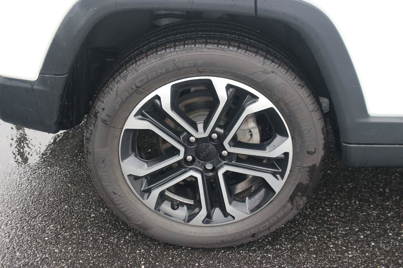Used 2023 Jeep Compass Limited AWD/4WD image 32