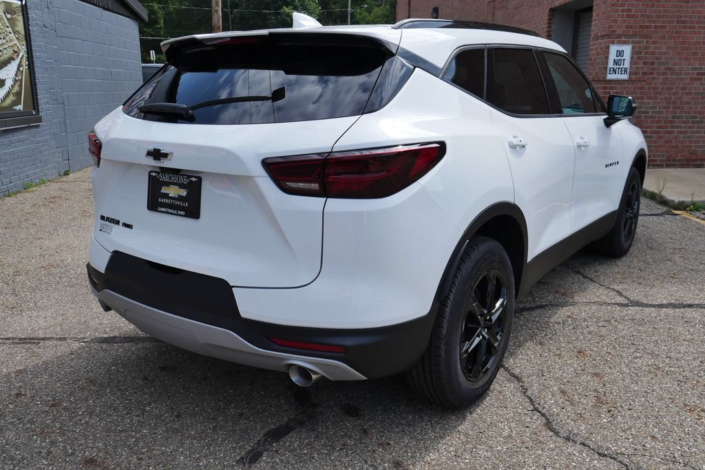 New 2026 Chevrolet Blazer LT w/ Sound & Technology Package AWD/4WD image 4