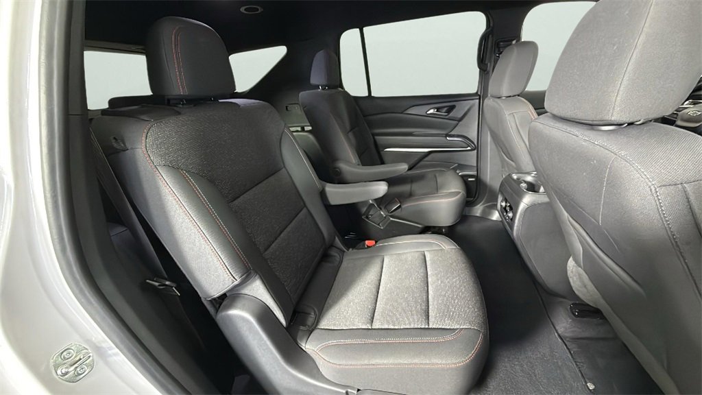 Used 2024 Chevrolet Traverse Z71 w/ Enhanced Driving Package image 31