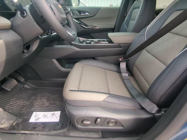 New 2026 Chevrolet Equinox LT w/ Convenience Package II image 10