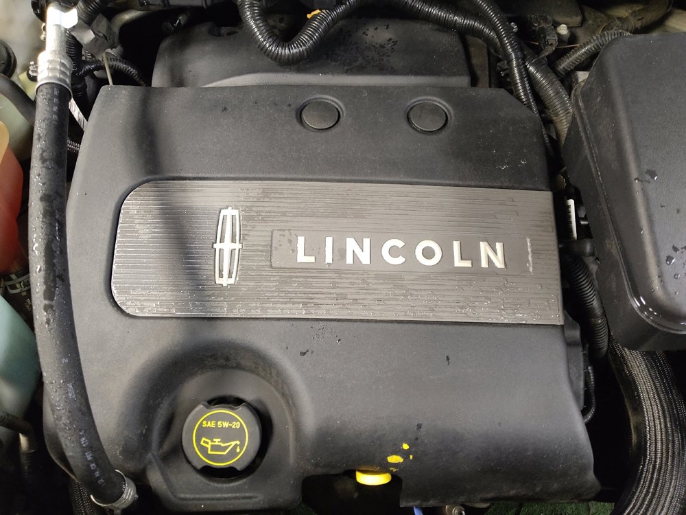 Used 2015 Lincoln MKX FWD w/ Equipment Group 102A image 30