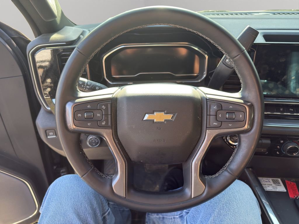 Used 2024 Chevrolet Silverado 3500 High Country w/ High Country Premium Package image 20