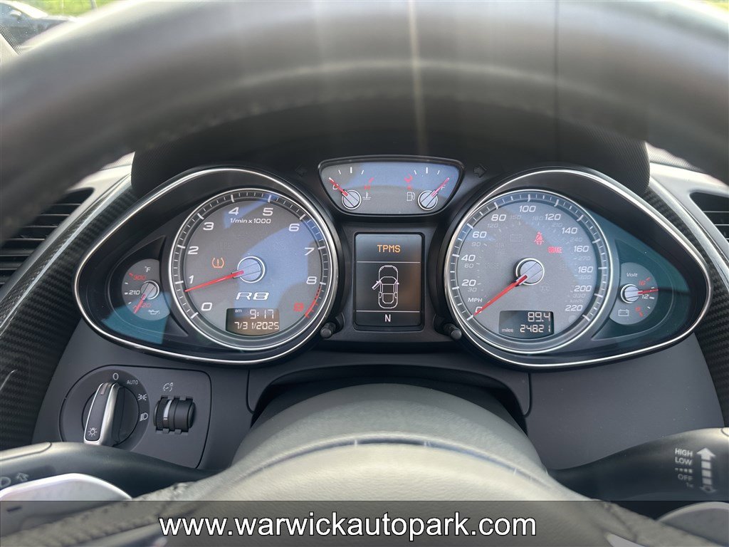 Used 2011 Audi R8 V8 AWD/4WD image 6