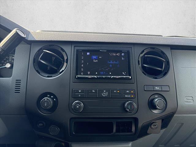 Used 2016 Ford F250 XL w/ Power Equipment Group AWD/4WD image 14