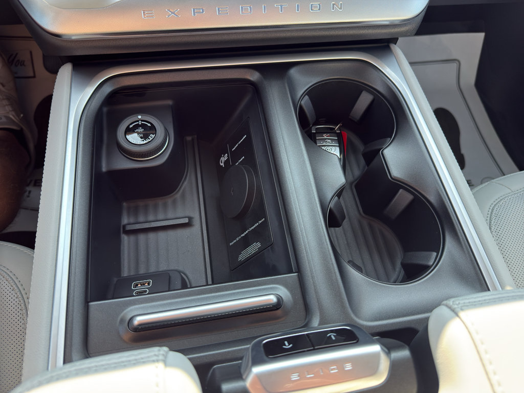 New 2027 Ford Expedition Max Platinum AWD/4WD image 35