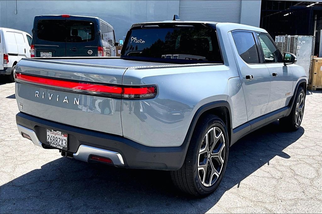 Used 2022 Rivian R1T Adventure AWD/4WD image 4
