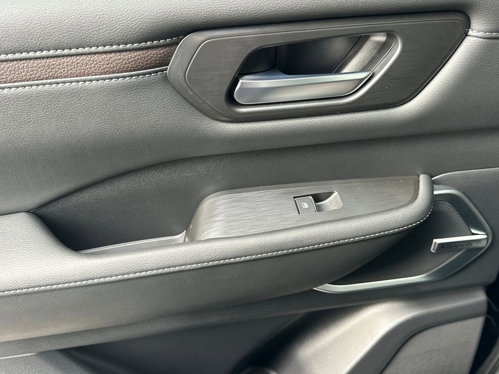 New 2026 Nissan Armada Platinum image 16