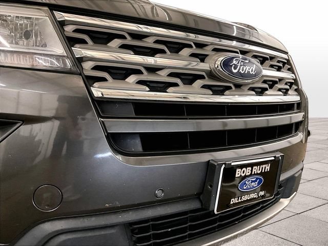 Used 2018 Ford Explorer XLT w/ Equipment Group 202A AWD/4WD image 31