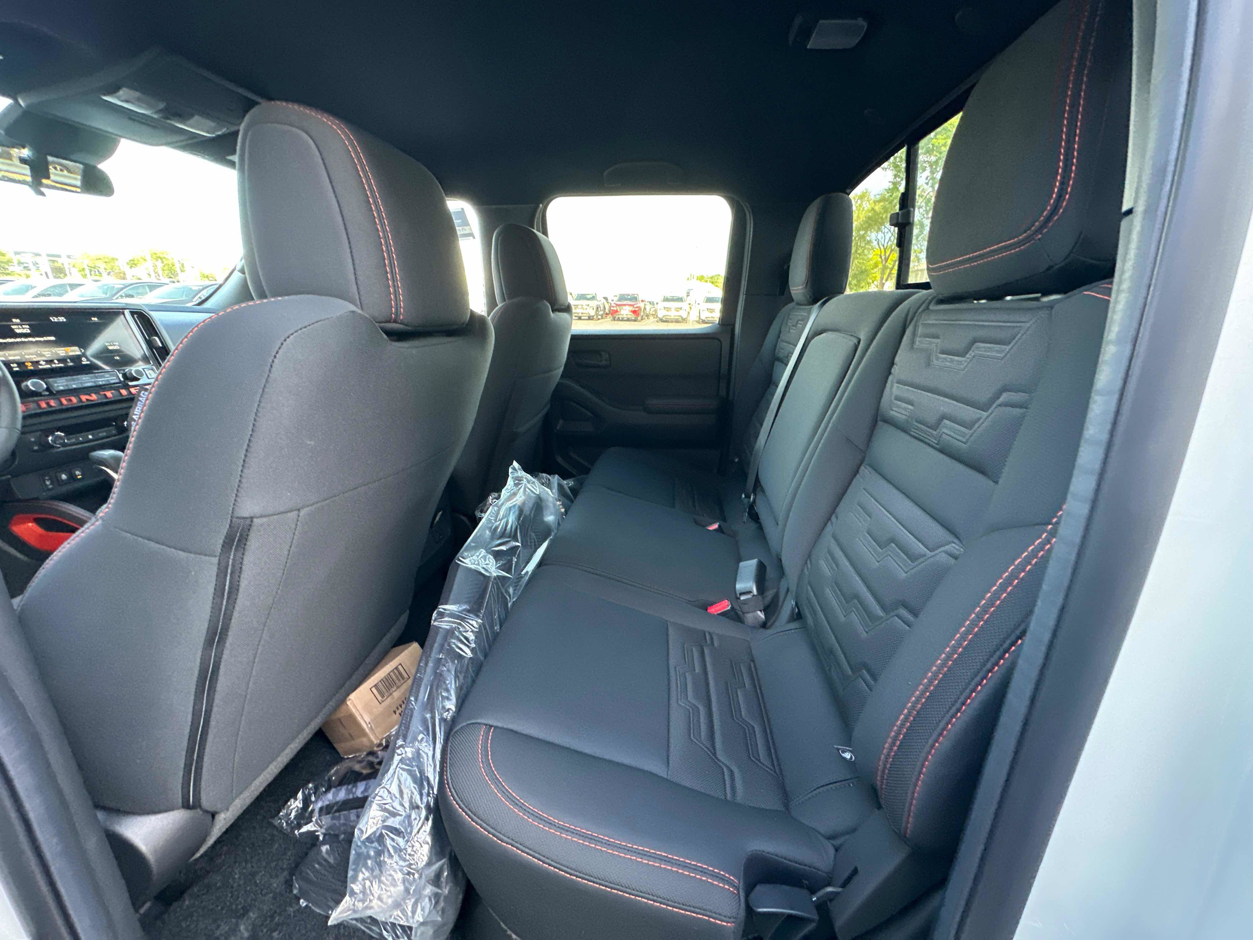 New 2026 Nissan Frontier PRO-4X w/ Pro-4x Convenience Package AWD/4WD image 26