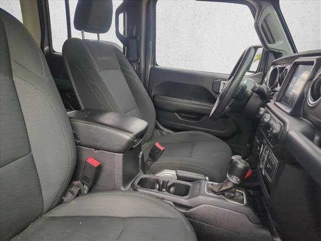 Used 2018 Jeep Wrangler Unlimited Sahara image 18