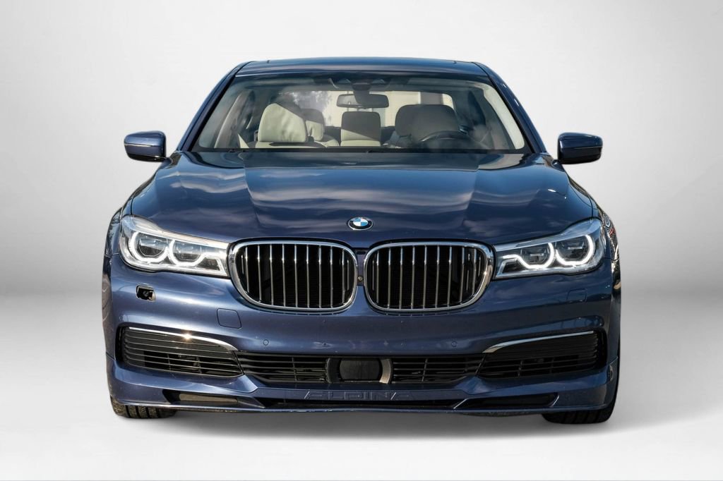 Used 2019 BMW ALPINA B7 xDrive w/ Luxury Rear Seating Package image 3