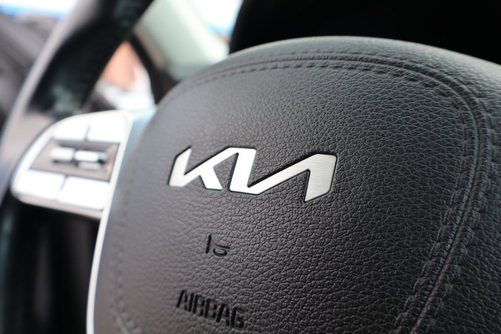 Used 2022 Kia Telluride S image 28