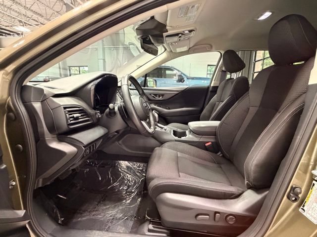 Used 2025 Subaru Outback Premium AWD/4WD image 19