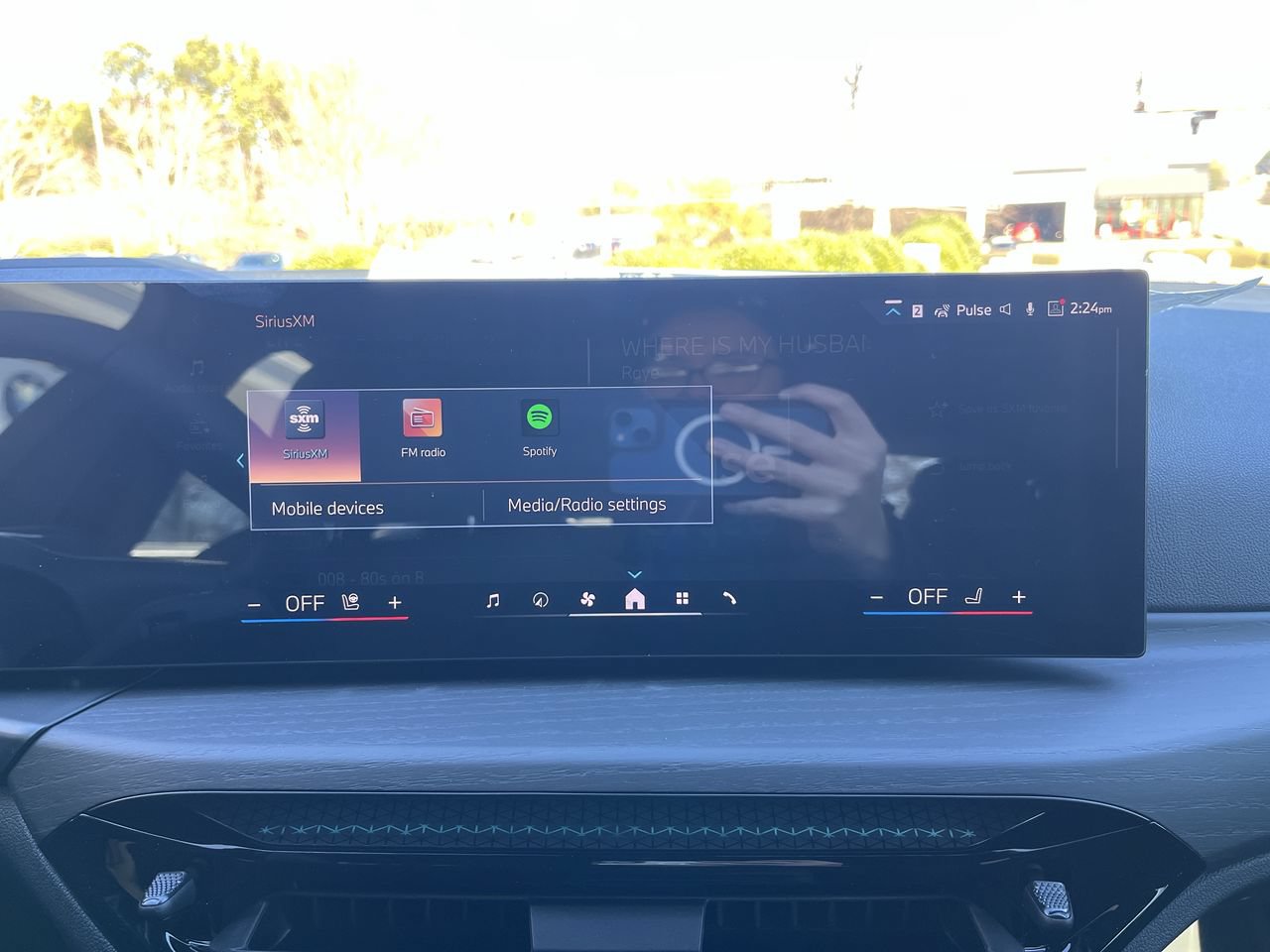 Used 2026 BMW i4 eDrive40 w/ Premium Package RWD image 24