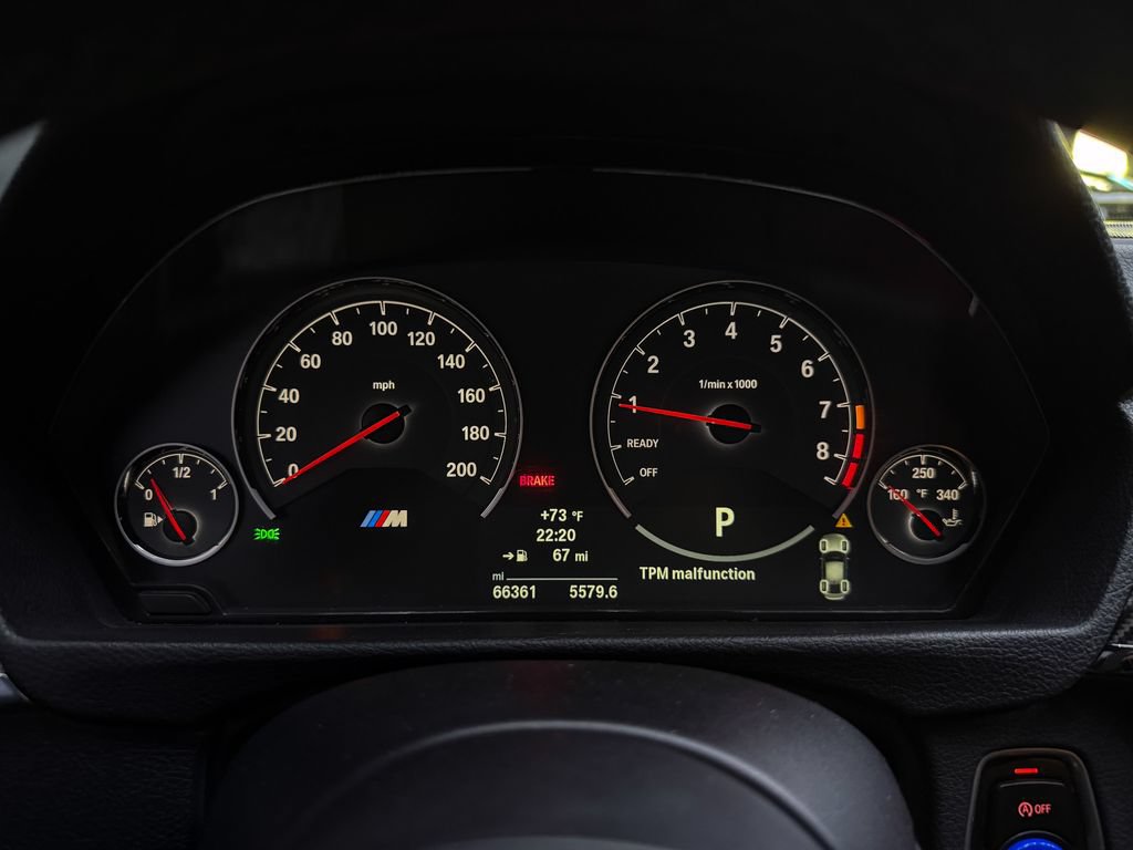 Used 2016 BMW M3 RWD image 30