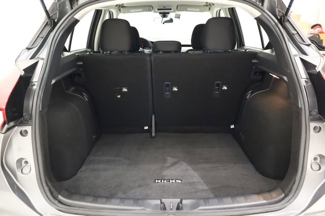 Used 2024 Nissan Kicks SV image 23