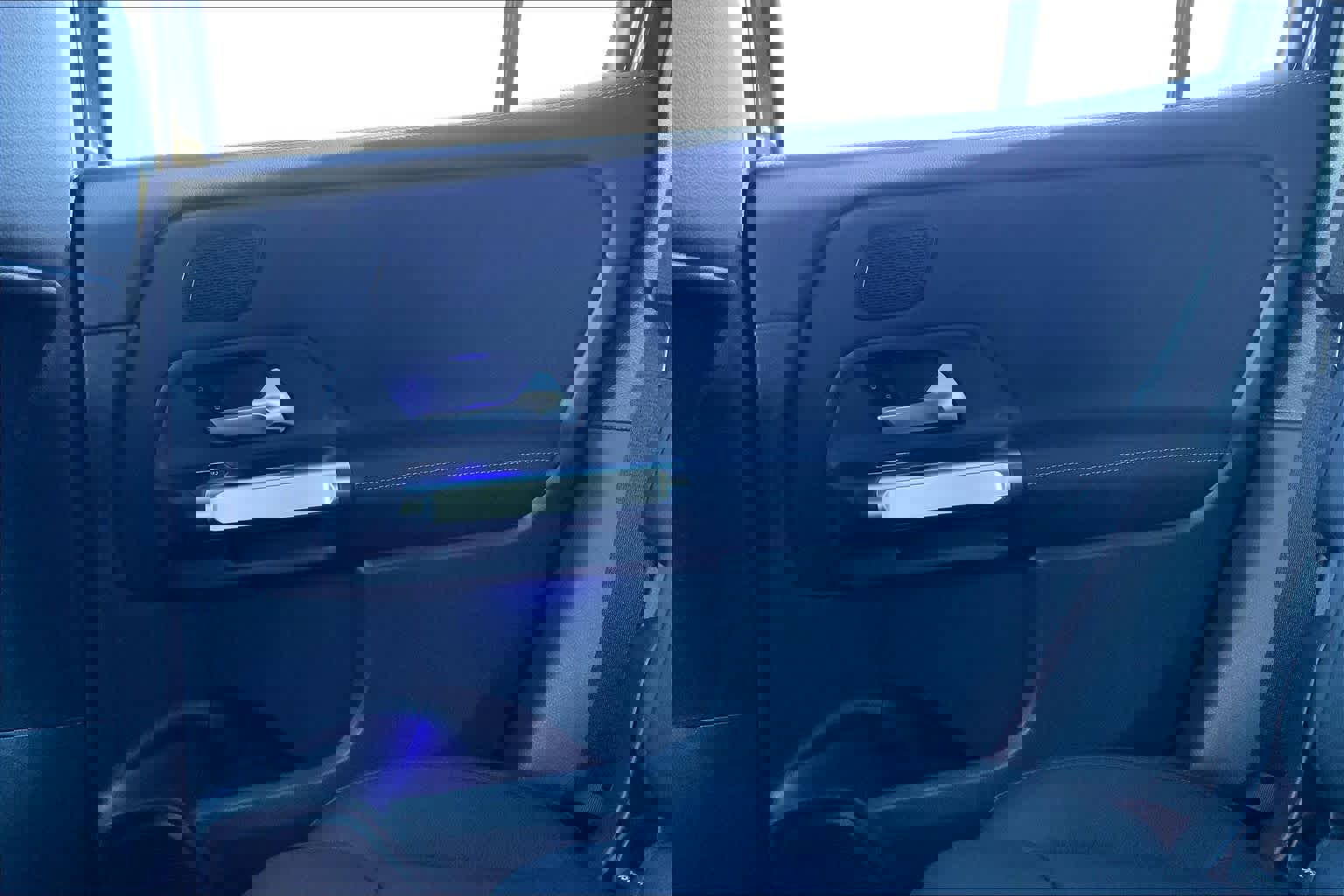 Used 2025 Mercedes-Benz GLB 250 GLB 250 image 35