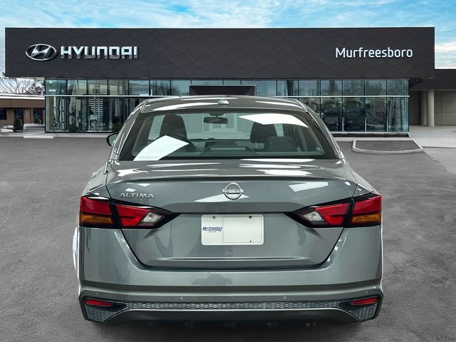 Used 2025 Nissan Altima 2.5 SV FWD image 6