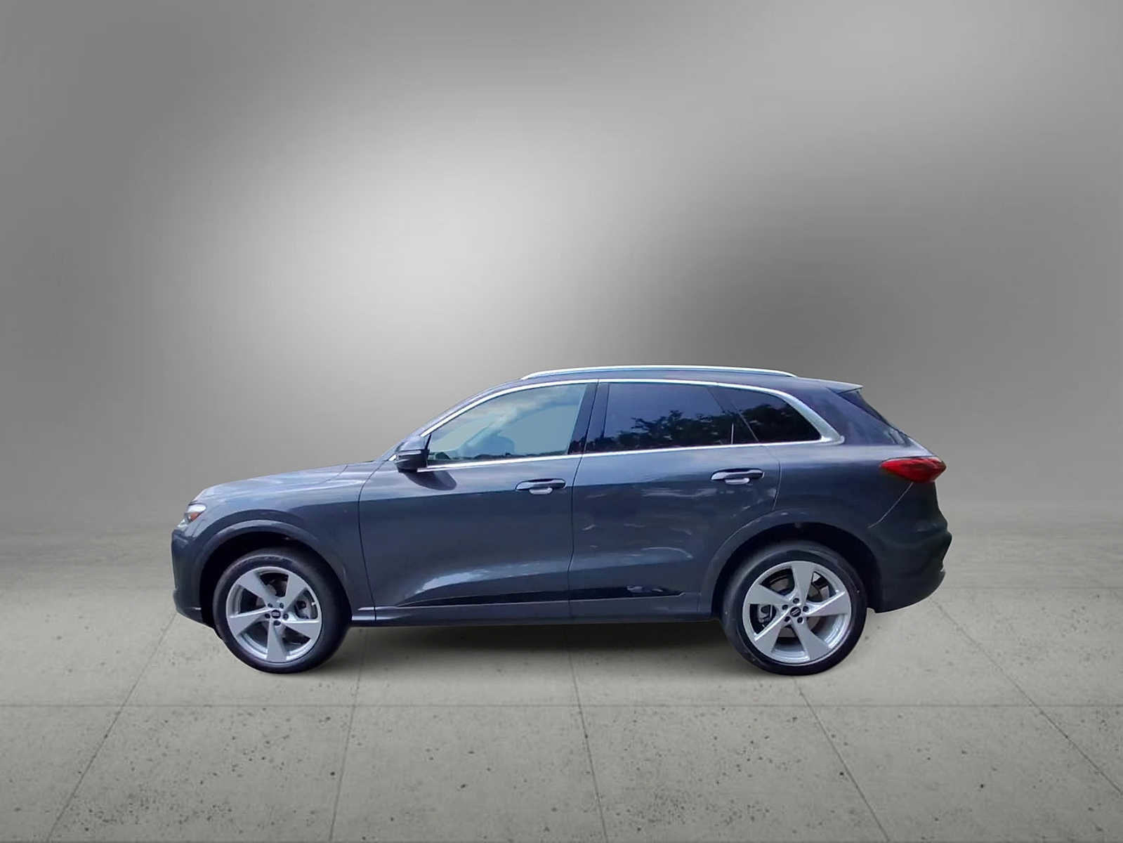 New 2025 Audi Q5 Premium Plus image 5