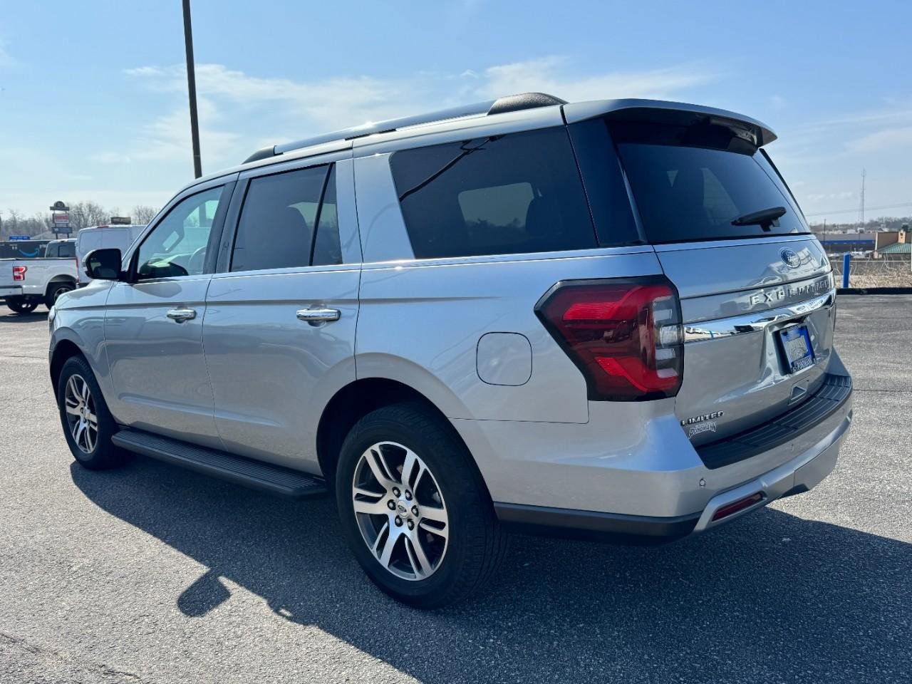 Certified 2024 Ford Expedition Limited image 5