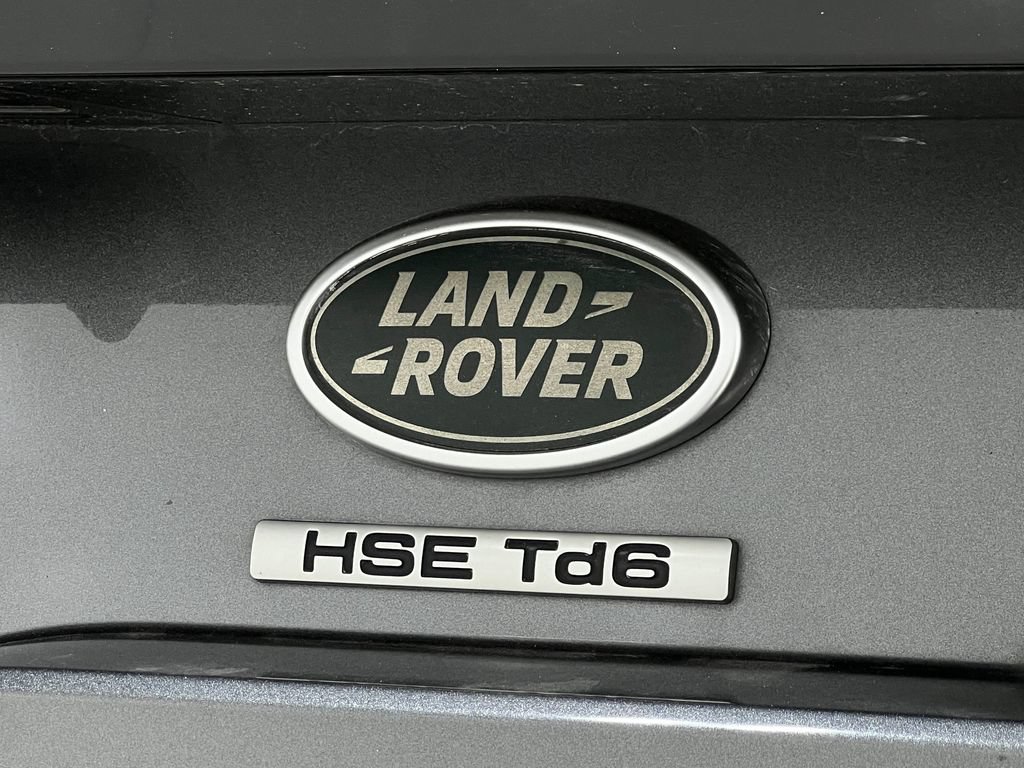 Used 2018 Land Rover Discovery HSE AWD/4WD image 44