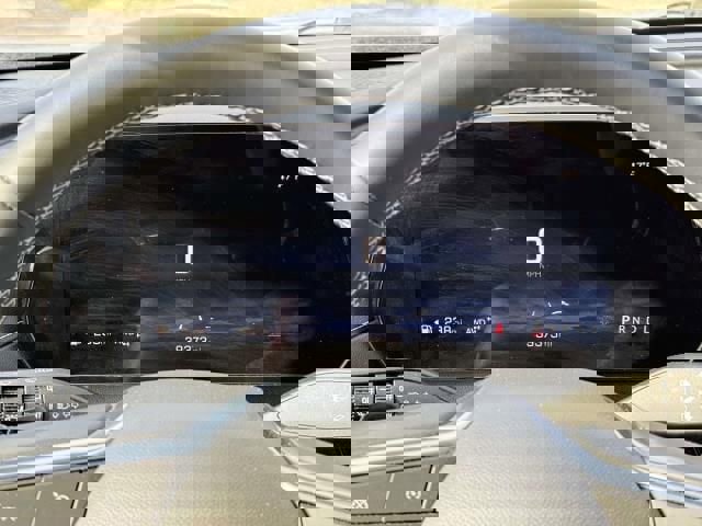 Used 2025 Chevrolet Traverse LT image 17