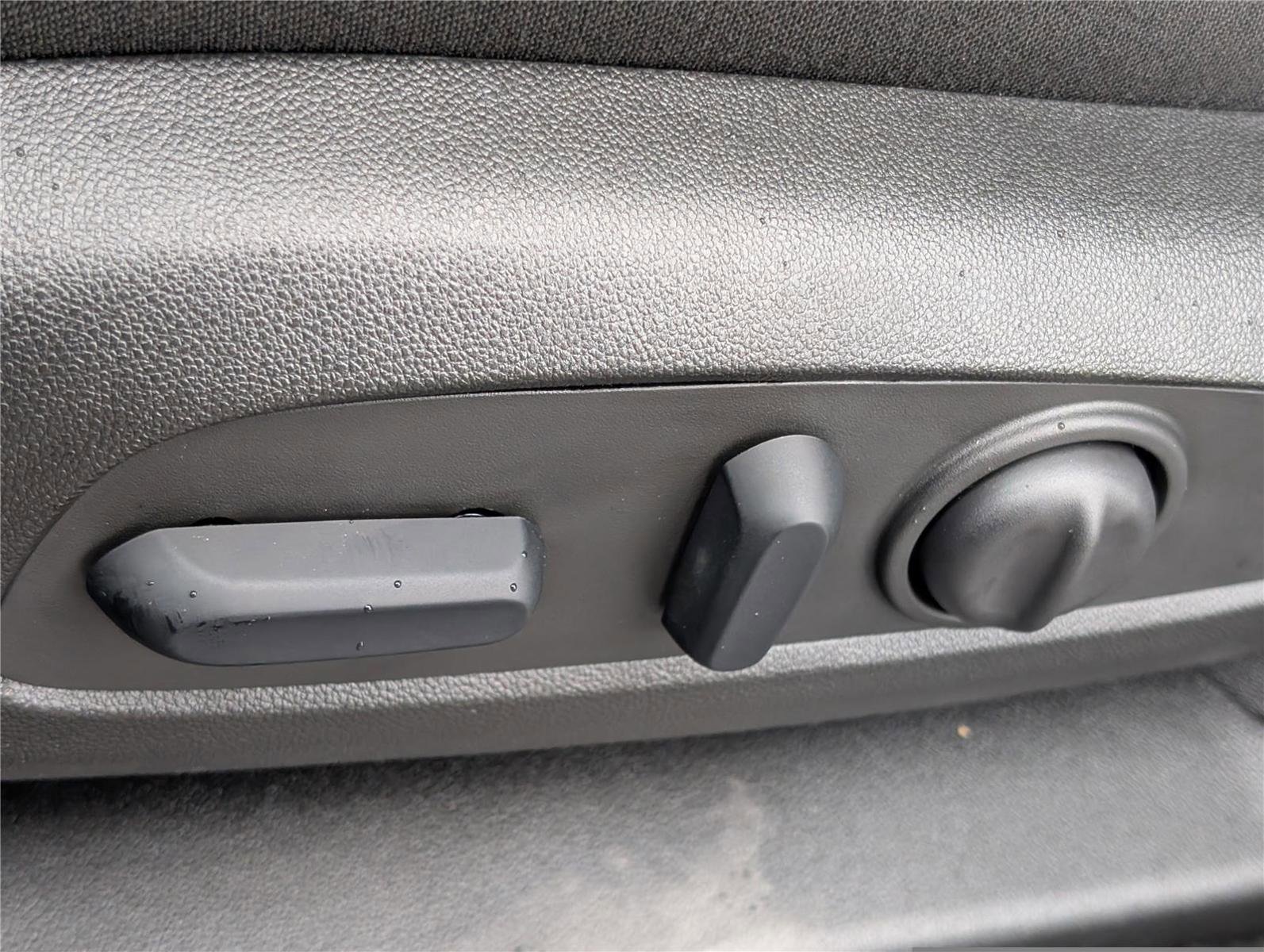 New 2026 Chevrolet Blazer LT w/ Convenience Package image 16