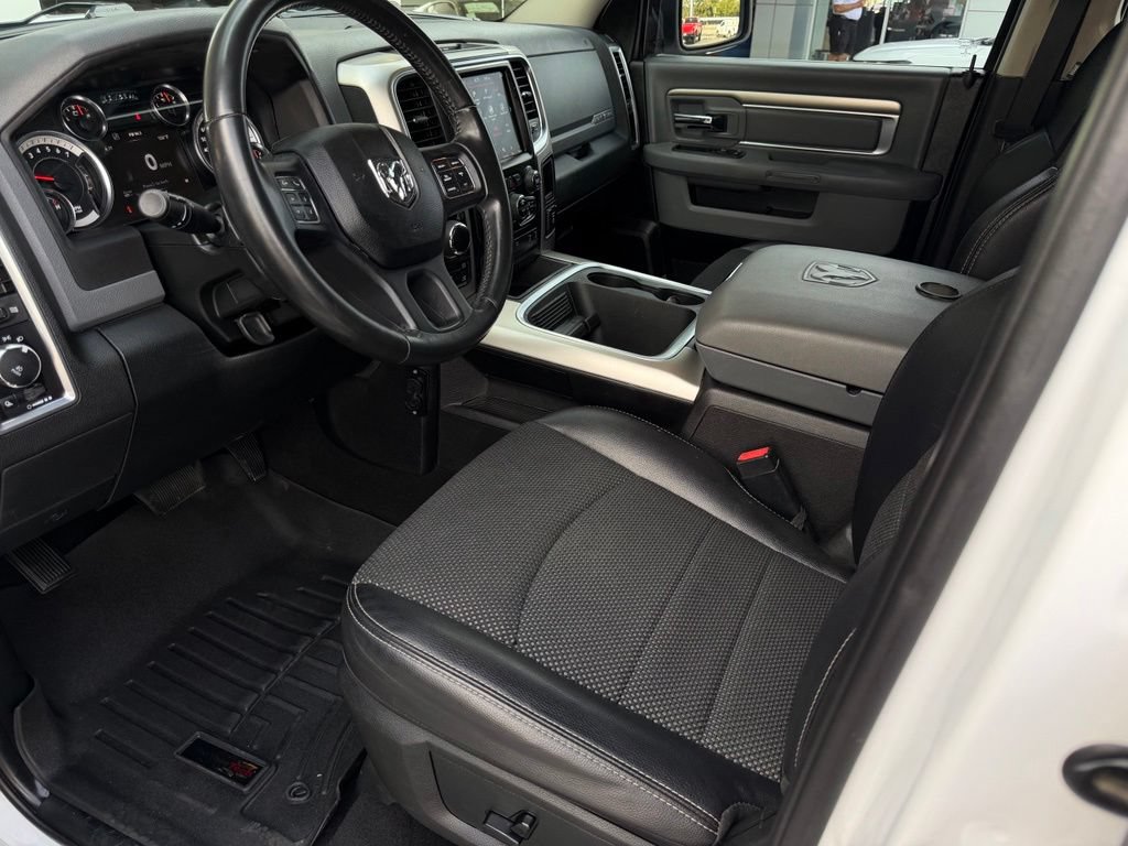 Used 2018 RAM 1500 Lone Star AWD/4WD image 10