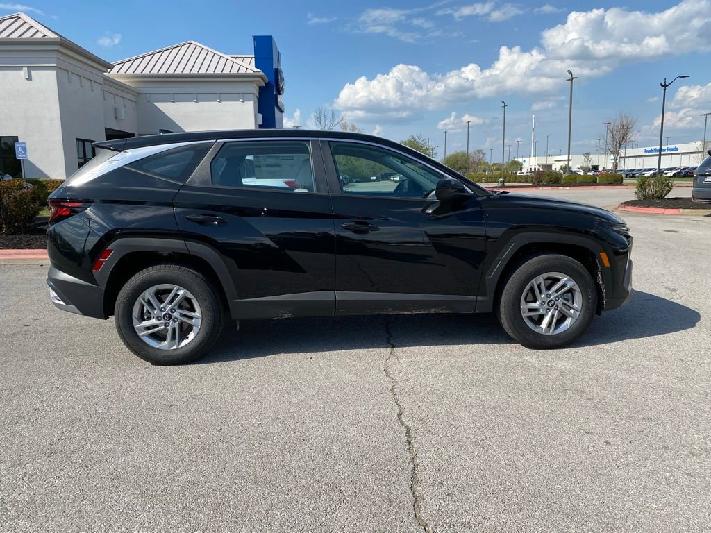 Certified 2026 Hyundai Tucson SE AWD/4WD image 8