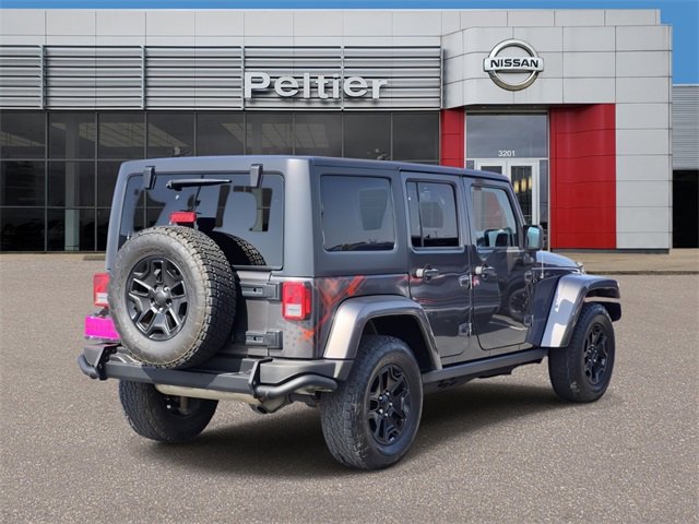 Used 2016 Jeep Wrangler Unlimited Sahara image 6
