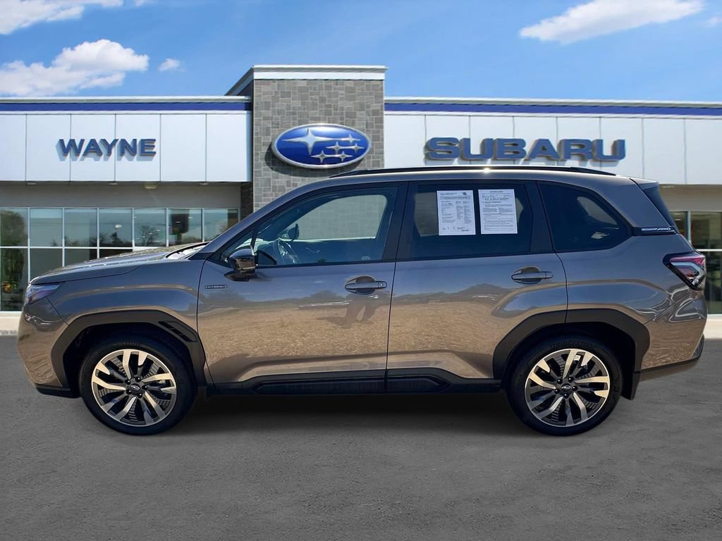 Certified 2025 Subaru Forester Touring w/ Touring Package AWD/4WD image 5
