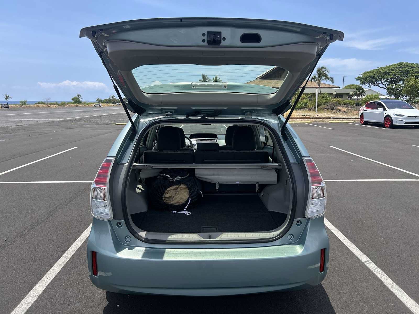 Used 2017 Toyota Prius V Three FWD image 19