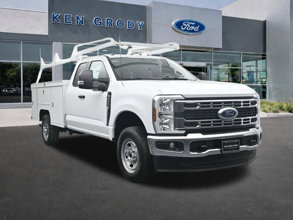 New 2026 Ford F350 XL w/ XL Chrome Package