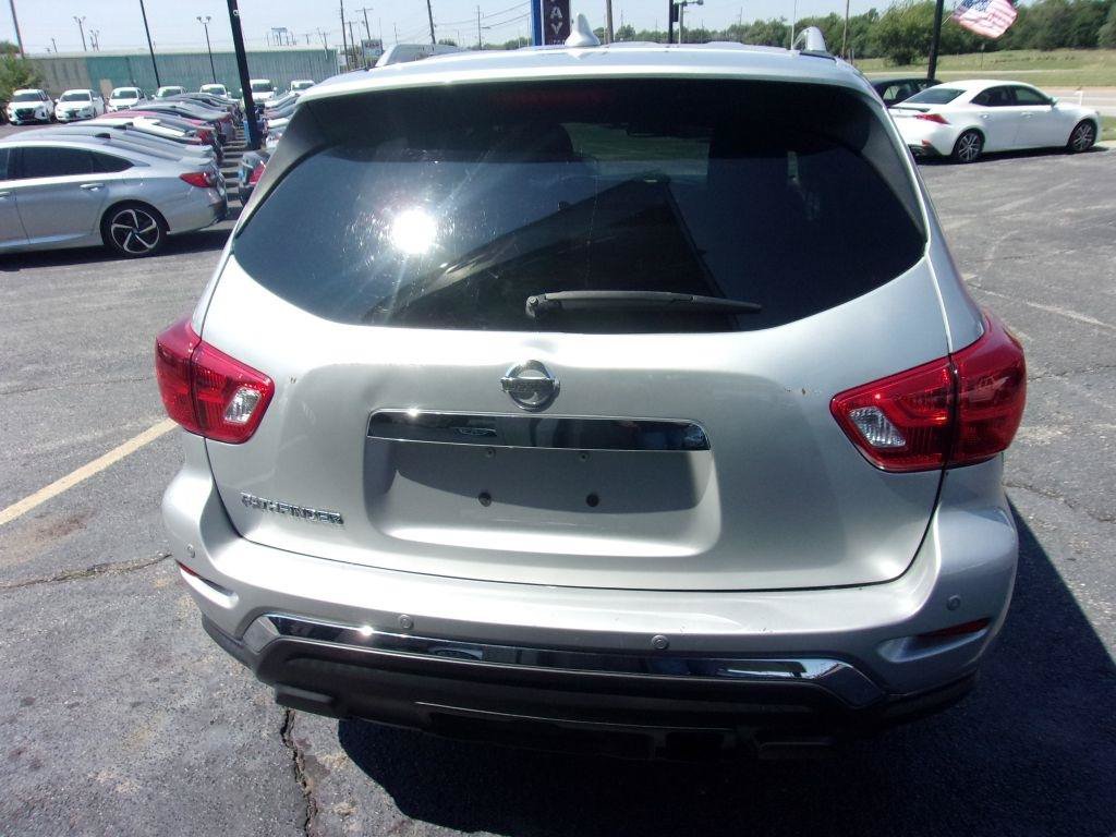 Used 2019 Nissan Pathfinder SV AWD/4WD image 5
