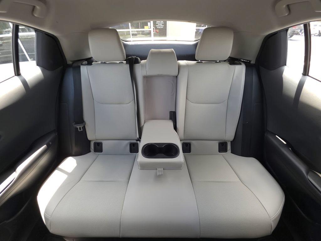 Used 2024 Toyota Prius XLE FWD image 19
