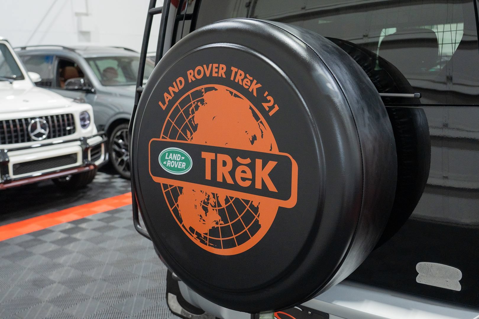 Used 2022 Land Rover Defender 110 S AWD/4WD image 8