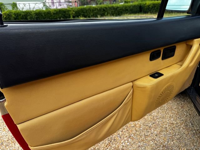 Used 1988 Ferrari Mondial 3.2 Cabriolet image 25