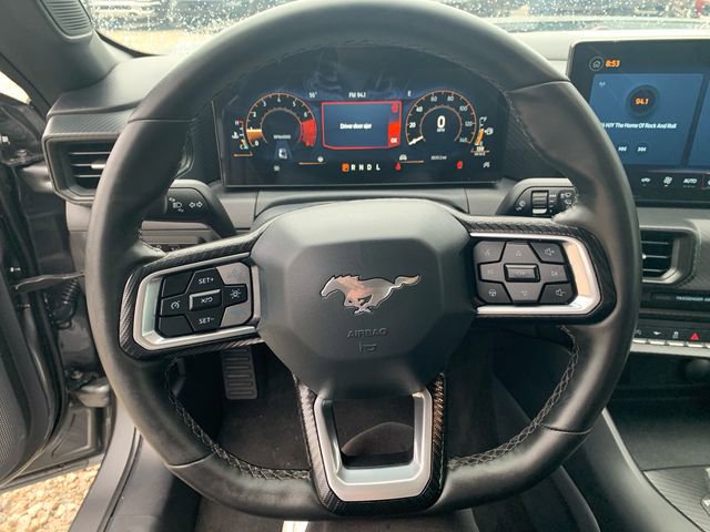 Used 2025 Ford Mustang Coupe image 20