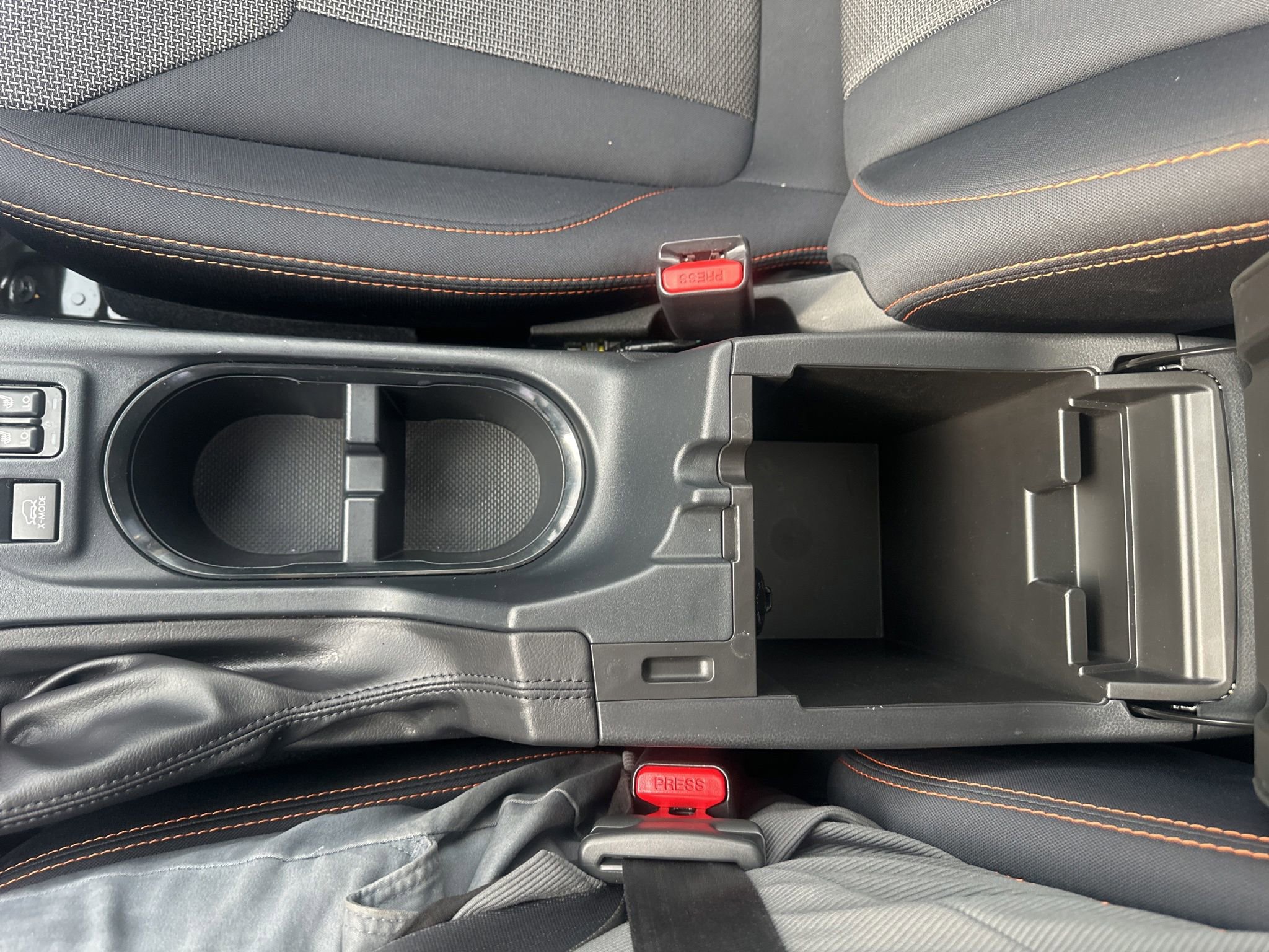 Used 2022 Subaru Crosstrek 2.0i Premium w/ Moonroof Package image 32