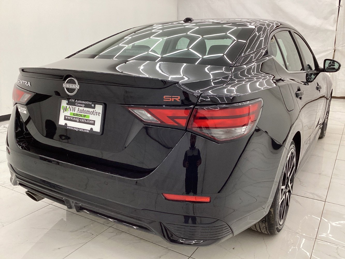 Used 2025 Nissan Sentra SR image 9